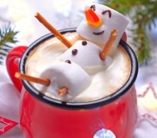 hot chocolate with marshmellows